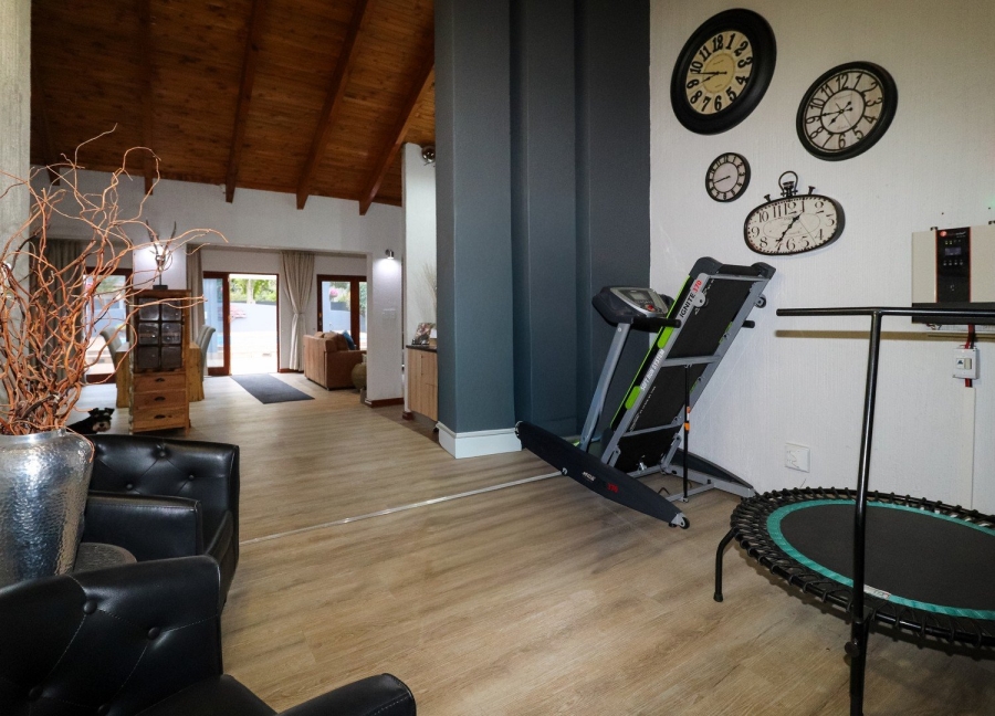 3 Bedroom Property for Sale in Flamwood North West